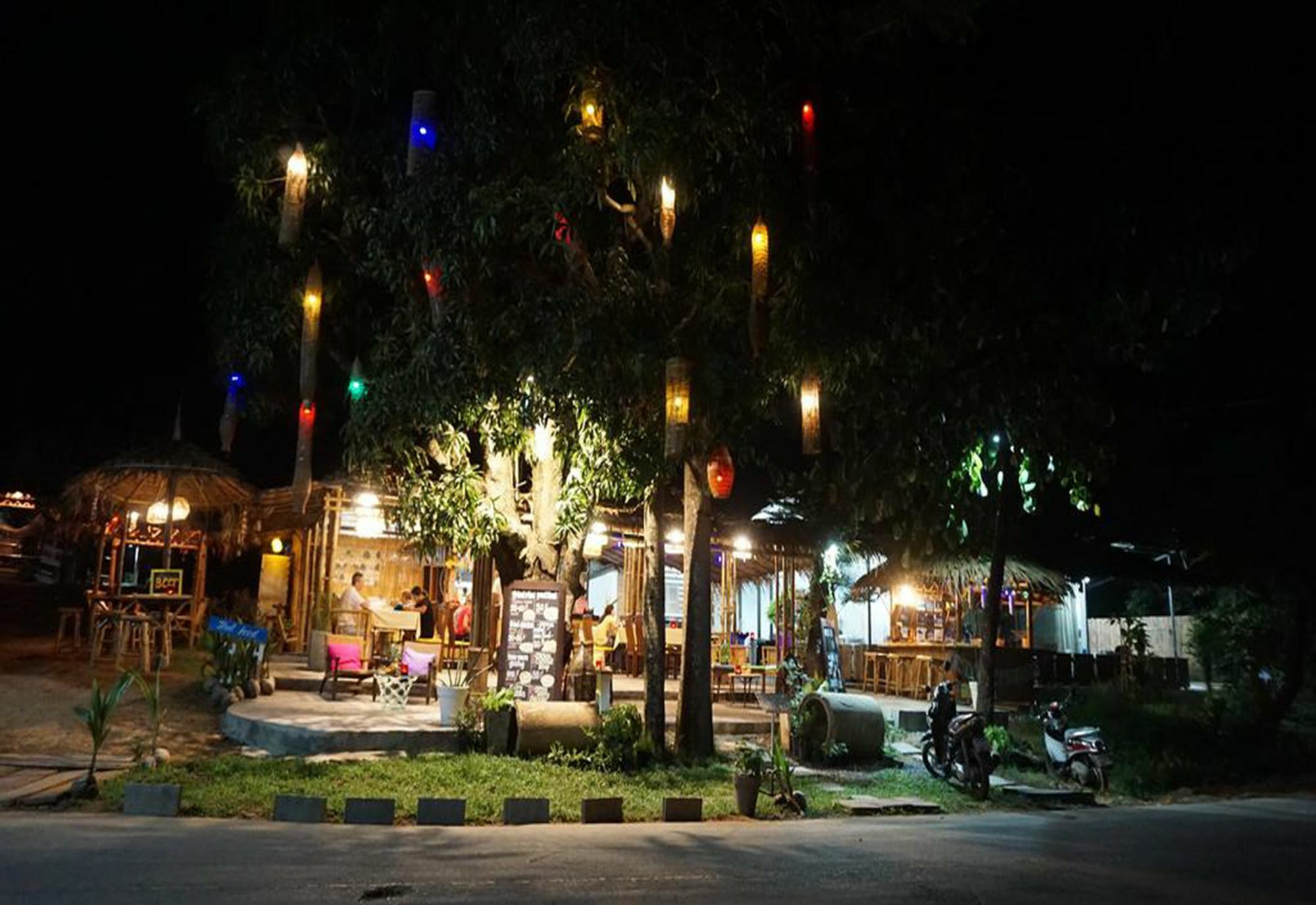 Yanui Beach Hideaway Rawai Ngoại thất bức ảnh